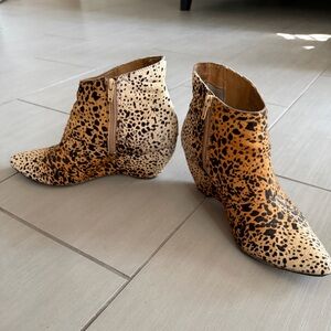 Matisse Nugent Wedge Bootie Size 10
